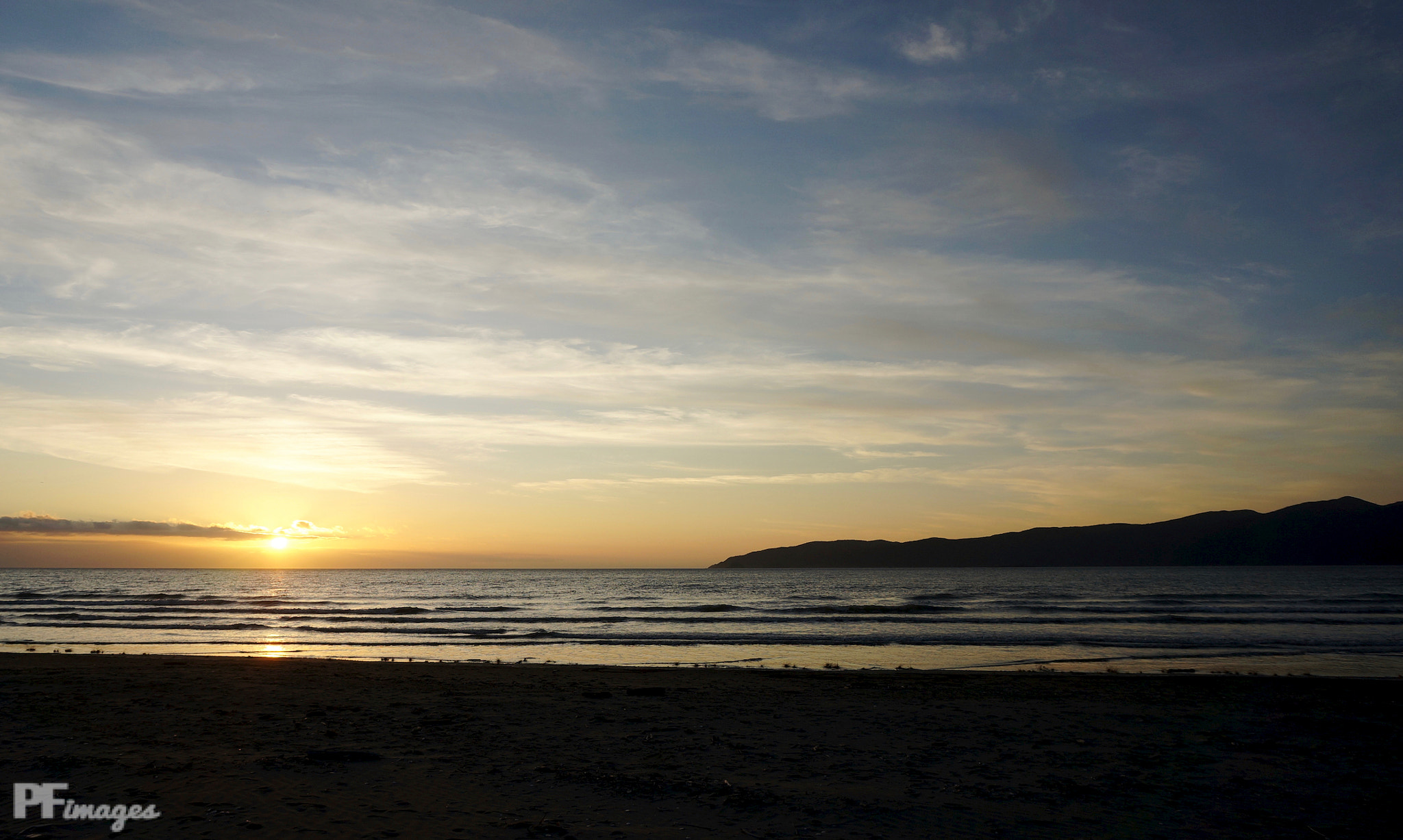 Sony Alpha NEX-5R + Sony E 18-50mm F4-5.6 sample photo. Kapiti sunset photography