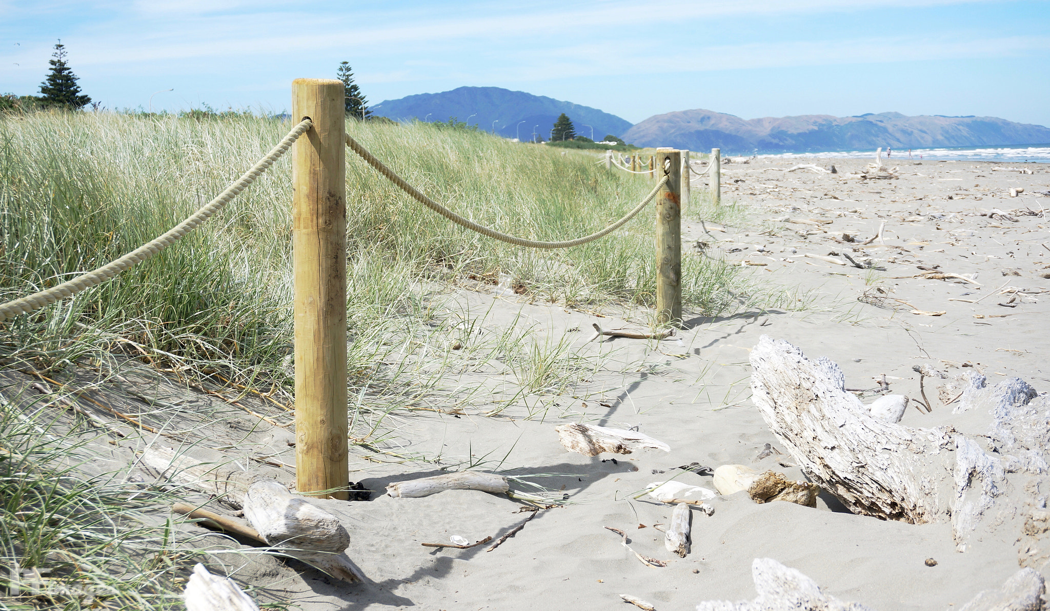 Sony Alpha NEX-5R + Sony E 18-50mm F4-5.6 sample photo. Paraparaumu beach photography