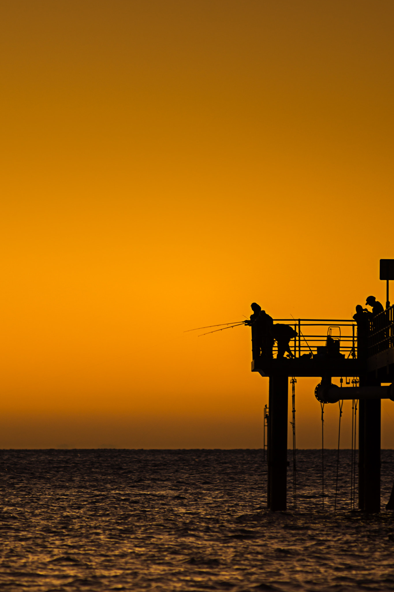 Minolta AF 80-200mm F2.8 HS-APO G sample photo. Sunset fishermen photography