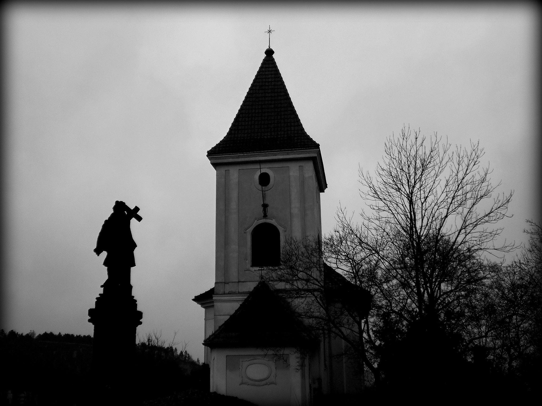 Olympus T105,T100,X36 sample photo. Black and white photography