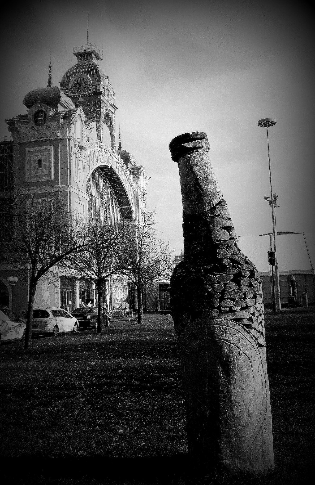 Olympus T105,T100,X36 sample photo. Black and white photography