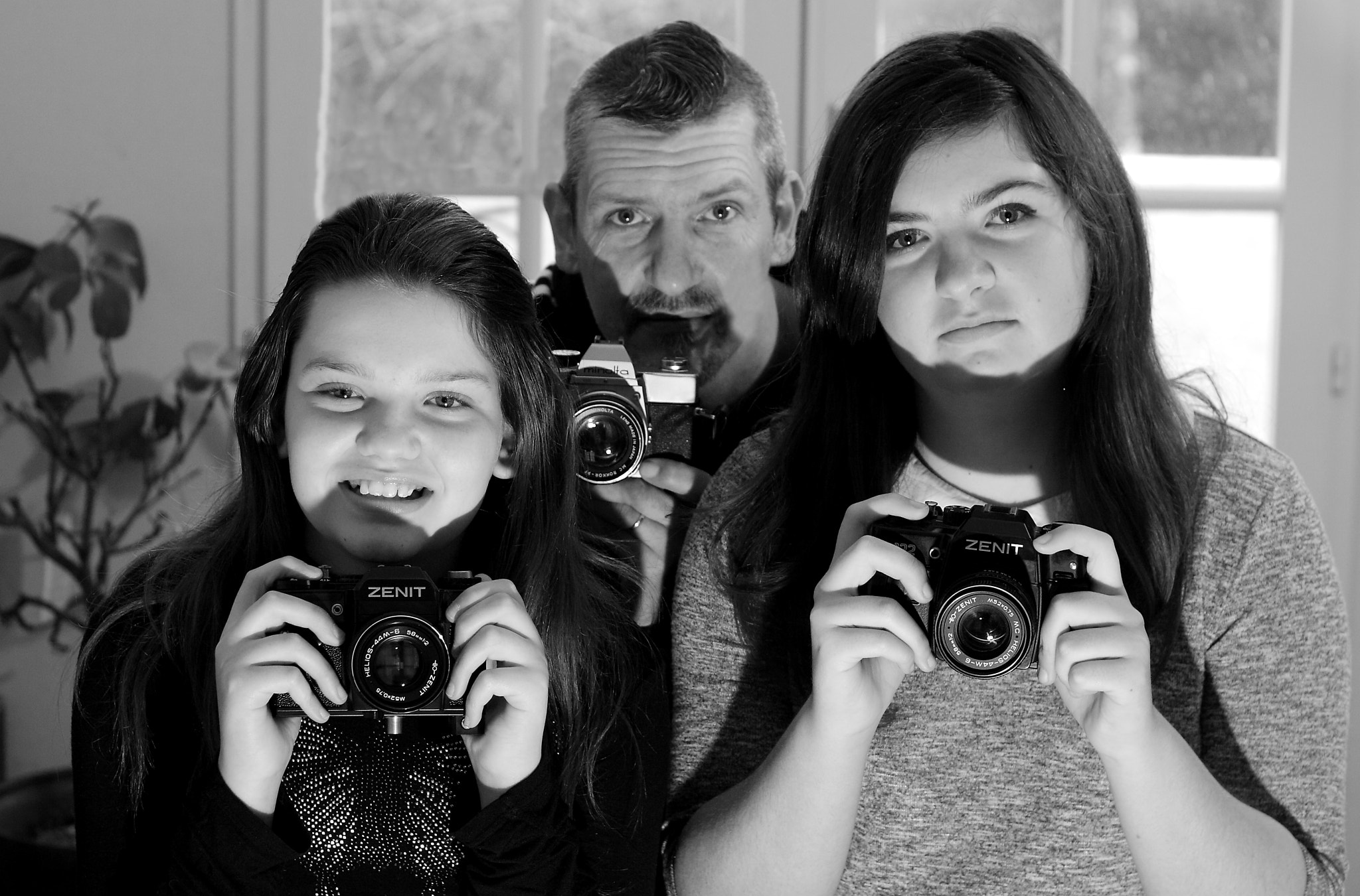 Canon EOS 50D + Canon EF 50mm F1.8 II sample photo. My daughters and me photography