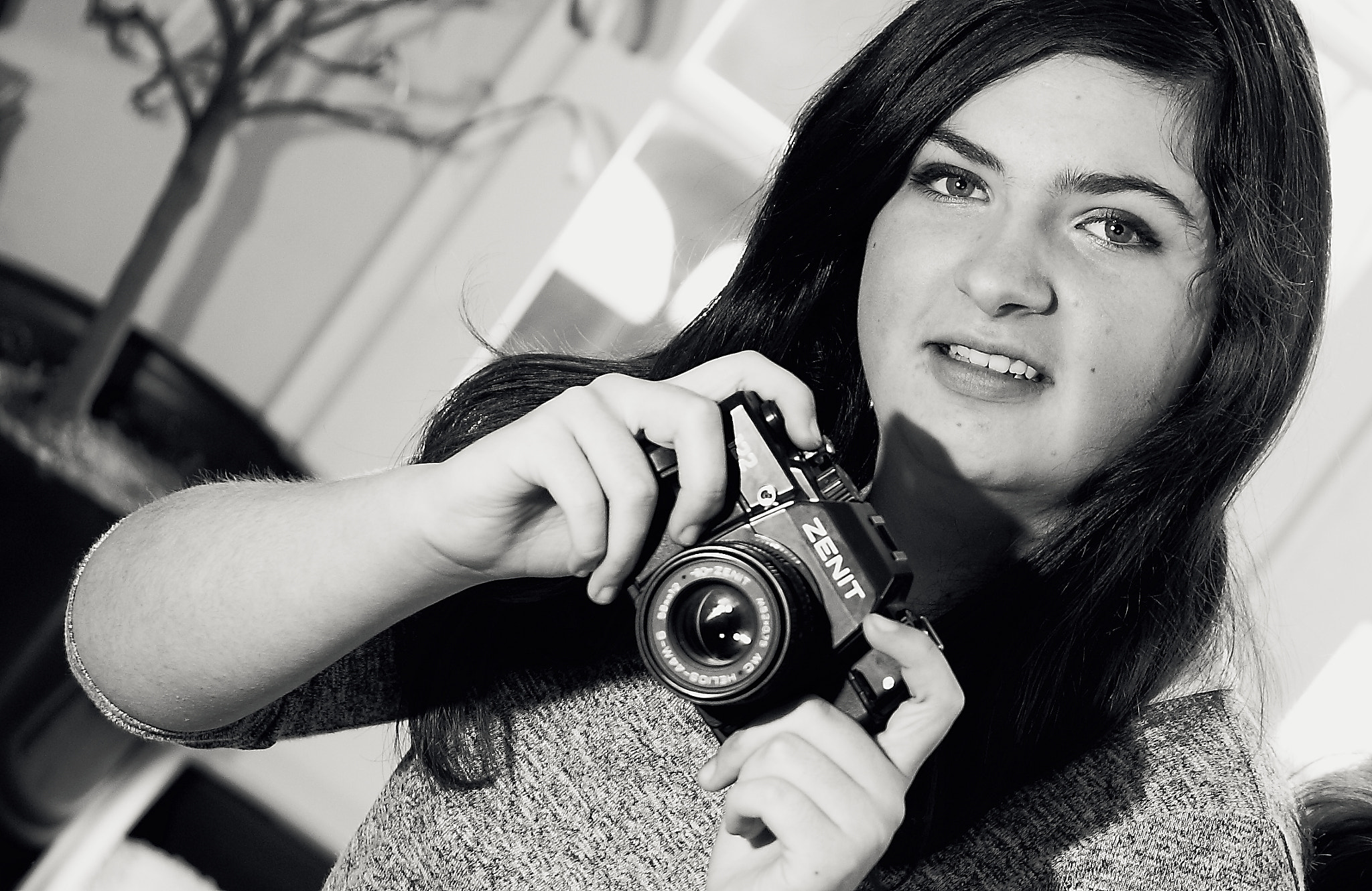Canon EOS 50D + Canon EF 50mm F1.8 II sample photo. My first daugter photography