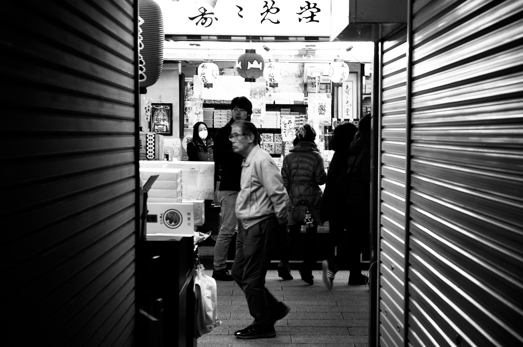 Pentax K-7 sample photo. Streets of tokyo photography