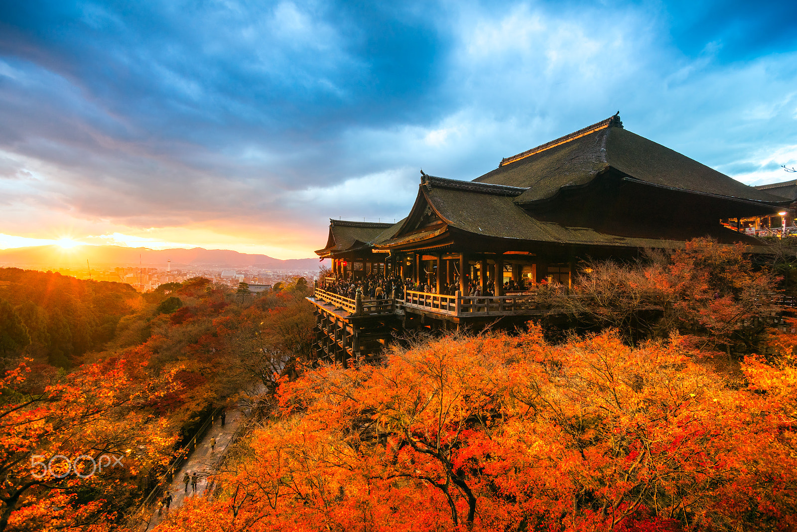 Minolta AF 17-35mm F3.5 G sample photo. Kiyomizu-dera temple in kyoto, japan photography