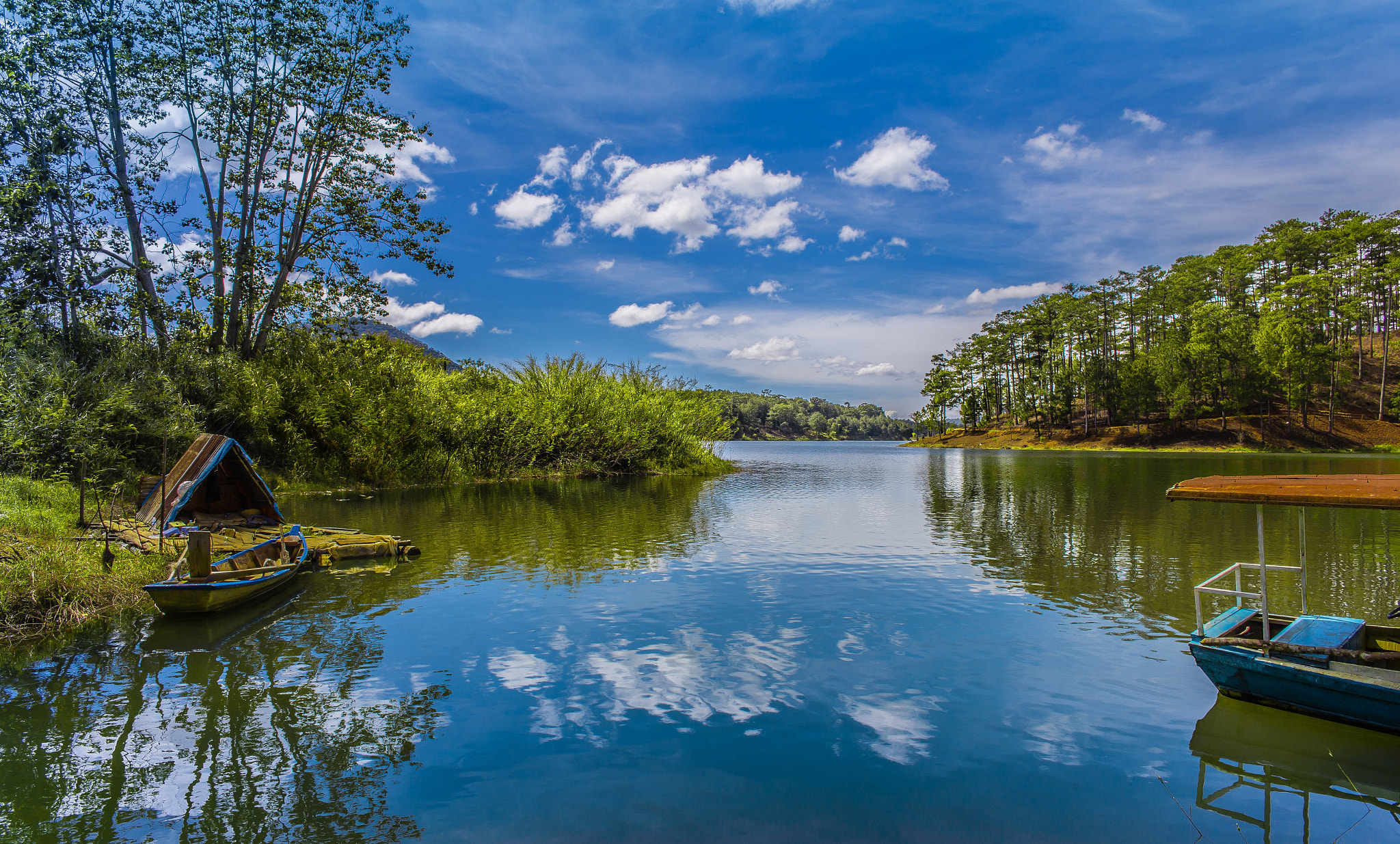 Canon EOS 6D + Canon EF 24mm f/1.4L sample photo. Da lat photography