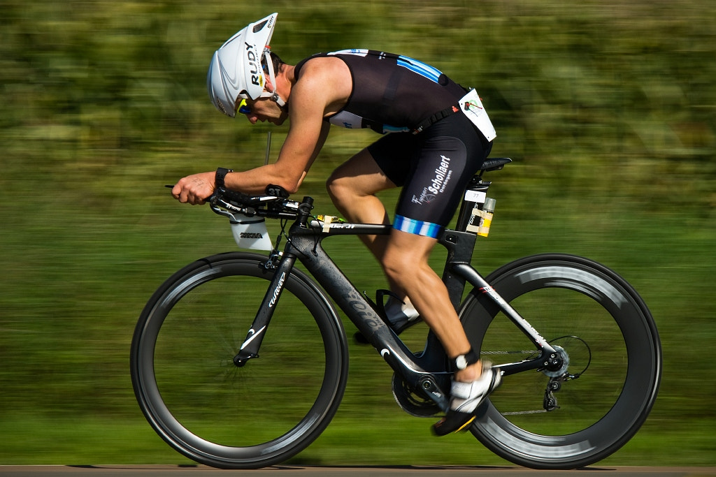 Sony SLT-A77 + Tamron SP AF 70-200mm F2.8 Di LD (IF) MACRO sample photo. Triathlon lille photography