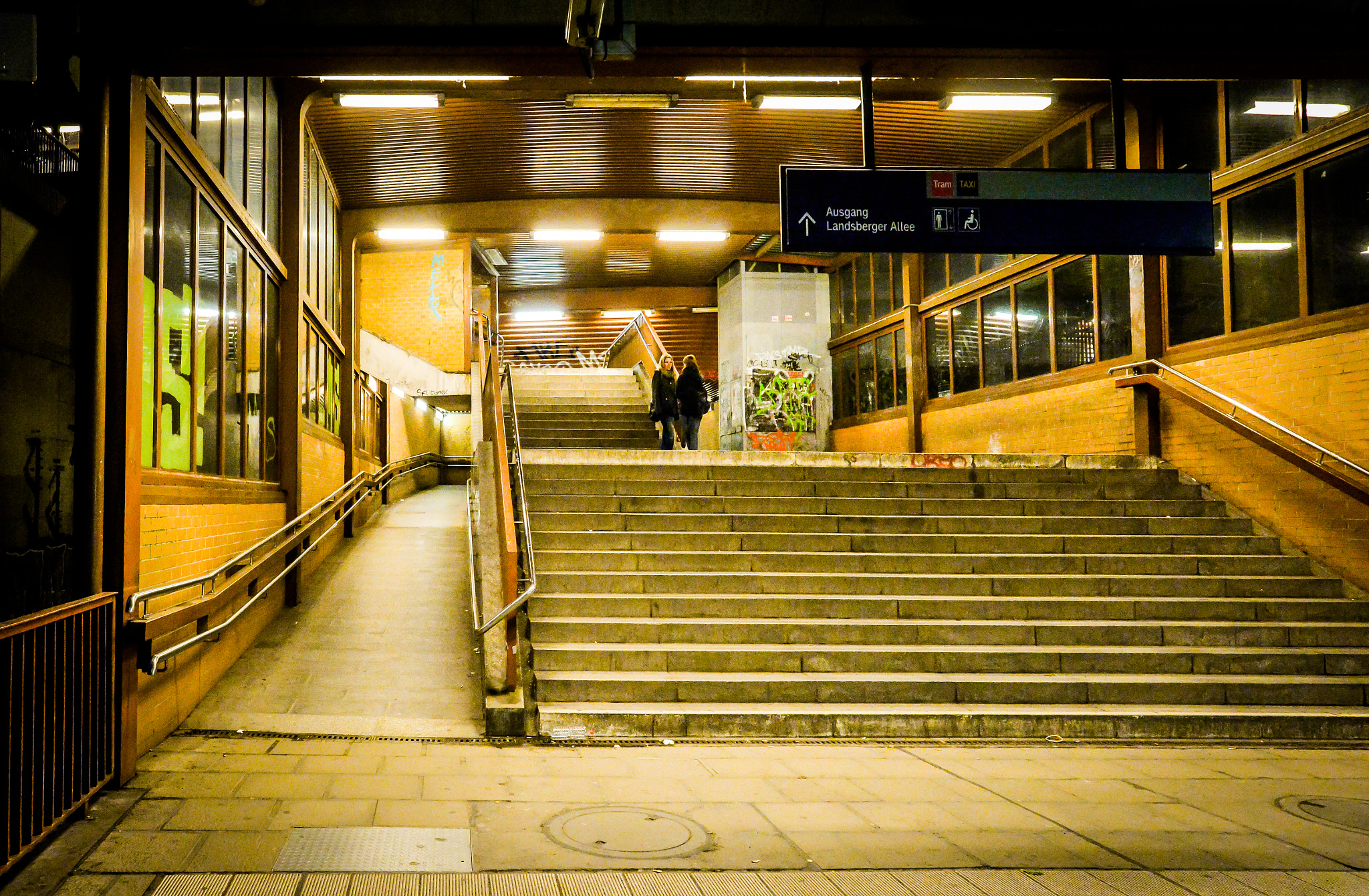 Nikon AF-S Nikkor 18-35mm F3.5-4.5G ED sample photo. Landsberger allee s-bahn photography