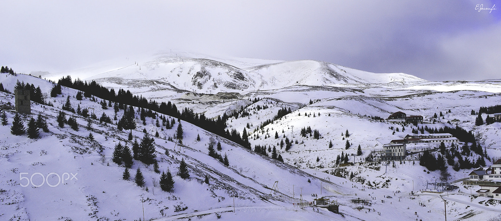 Nikon D3100 + Nikon AF-S DX Nikkor 17-55mm F2.8G ED-IF sample photo. Landscape in winter season photography