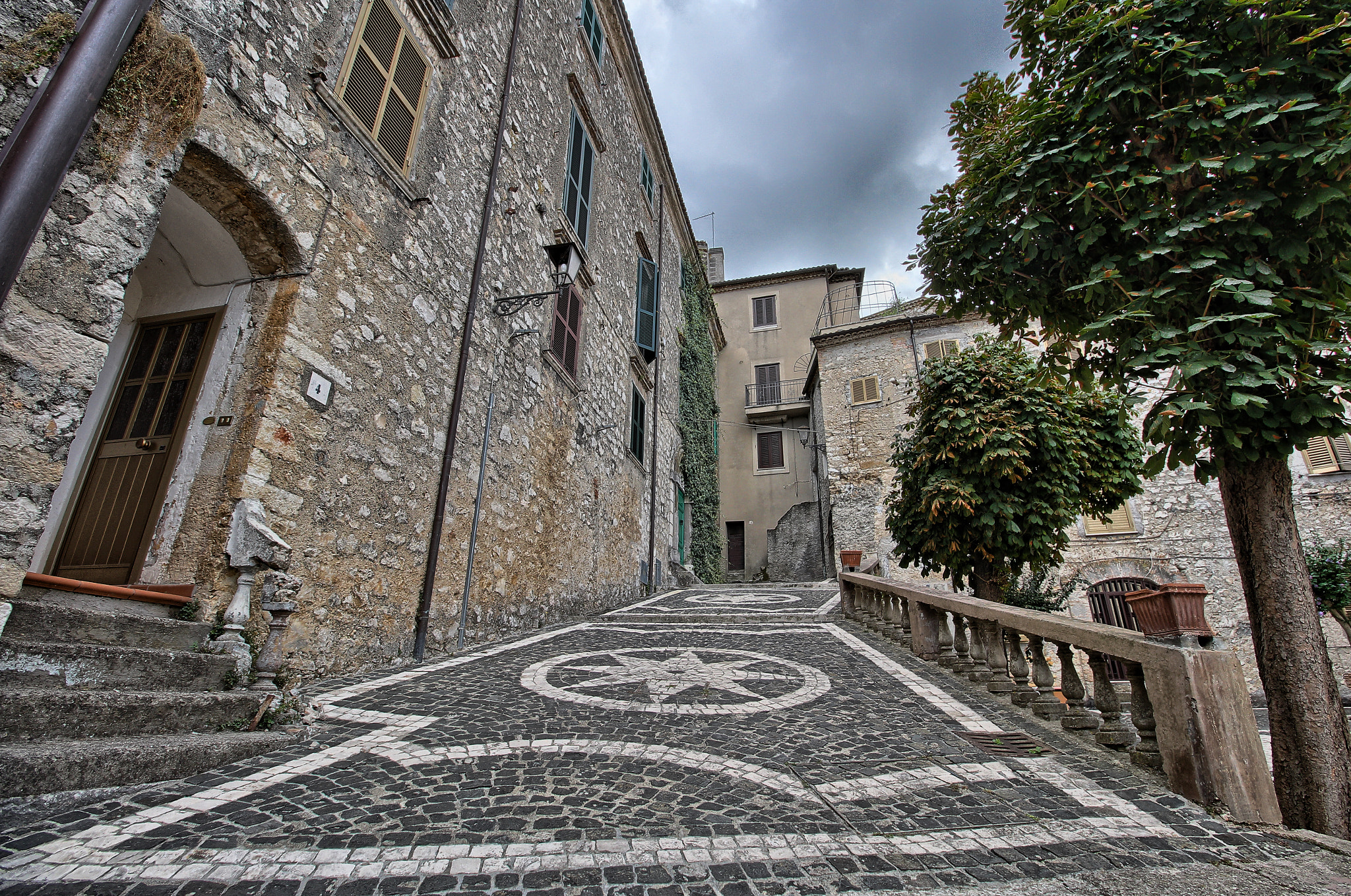 10.0 - 18.0 mm sample photo. Falvaterra vicolo photography