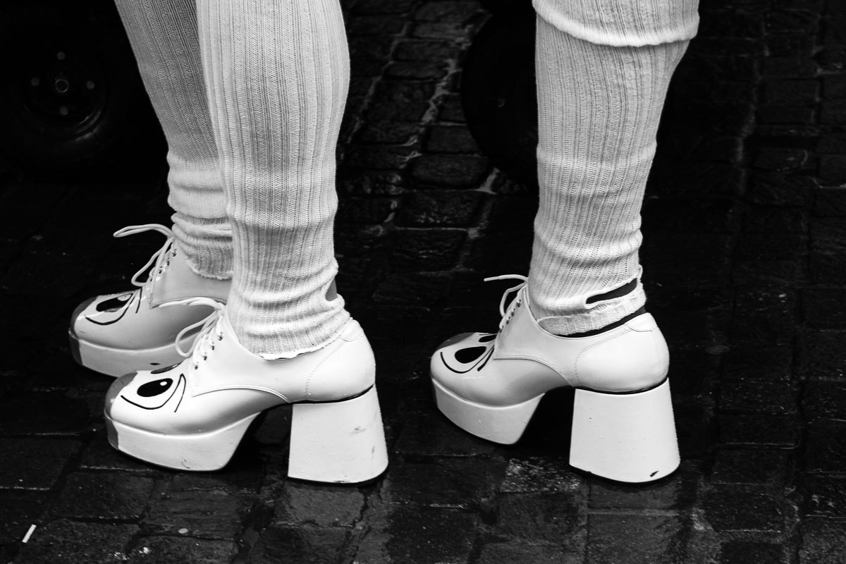Panasonic Lumix DMC-G5 sample photo. Shoes photography