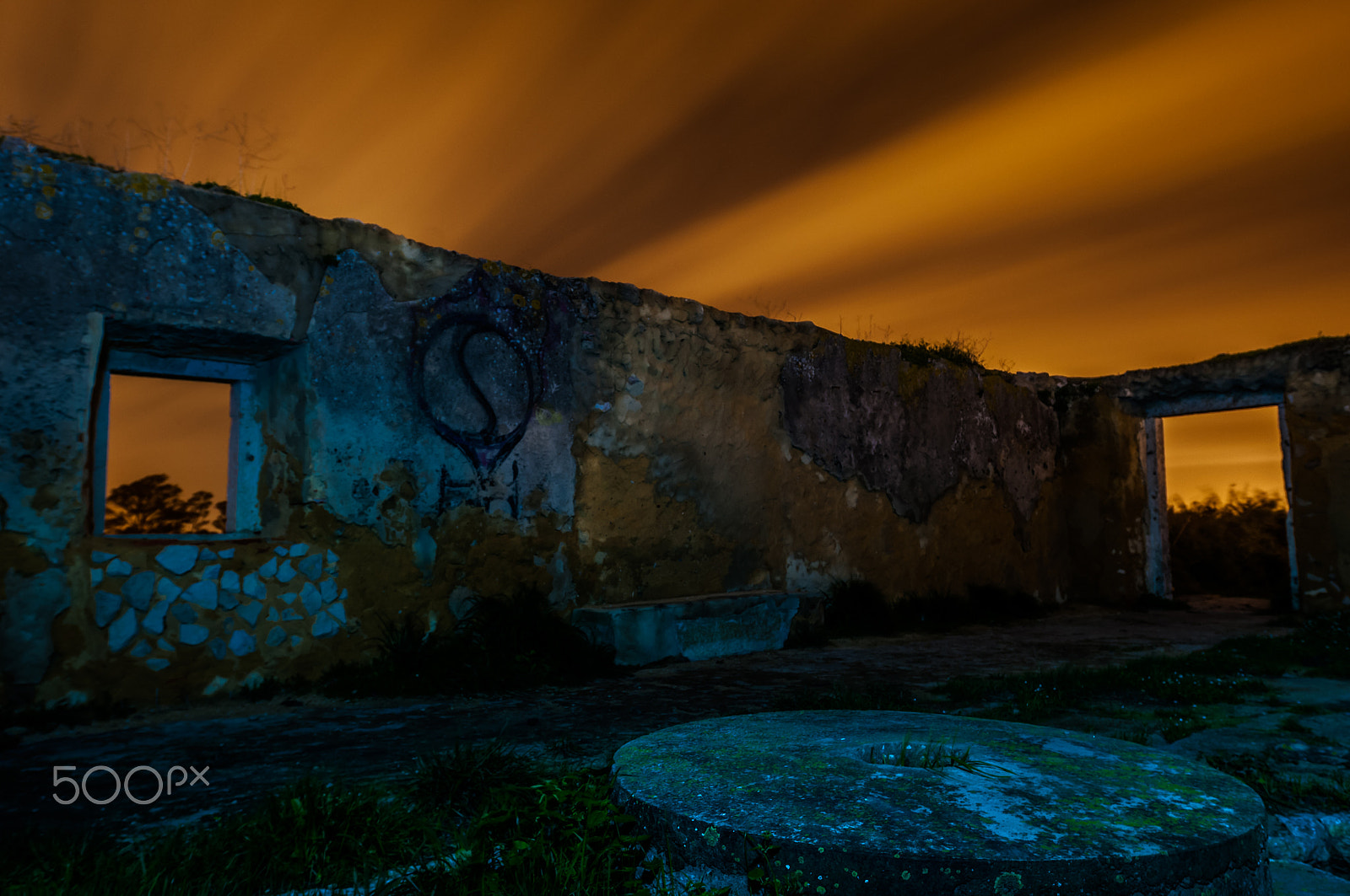 Nikon AF-S Nikkor 17-35mm F2.8D ED-IF sample photo. Series: beyond the window #6 photography