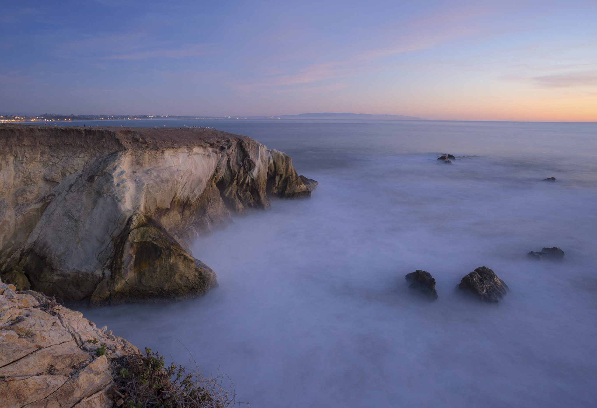 Sony a7R + Sony E 10-18mm F4 OSS sample photo. Pismo photography