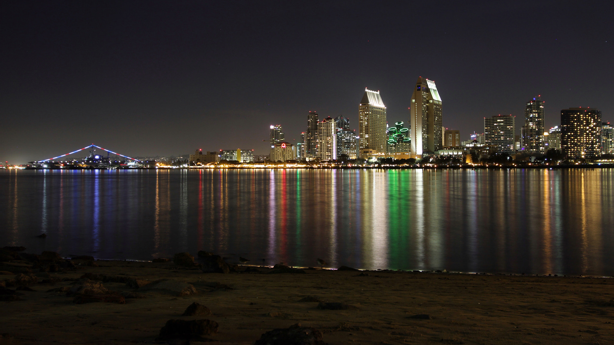 Canon EOS 600D (Rebel EOS T3i / EOS Kiss X5) + Canon EF-S 10-22mm F3.5-4.5 USM sample photo. San diego skyline photography