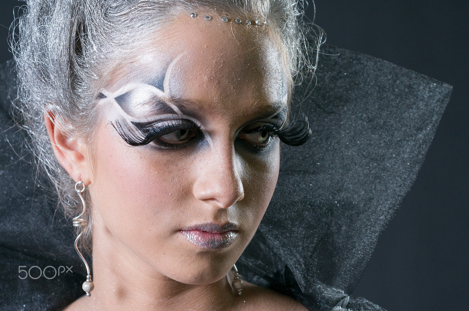 Nikon D300 + Nikon AF Micro-Nikkor 60mm F2.8D sample photo. Makeup and hair artists competition photography