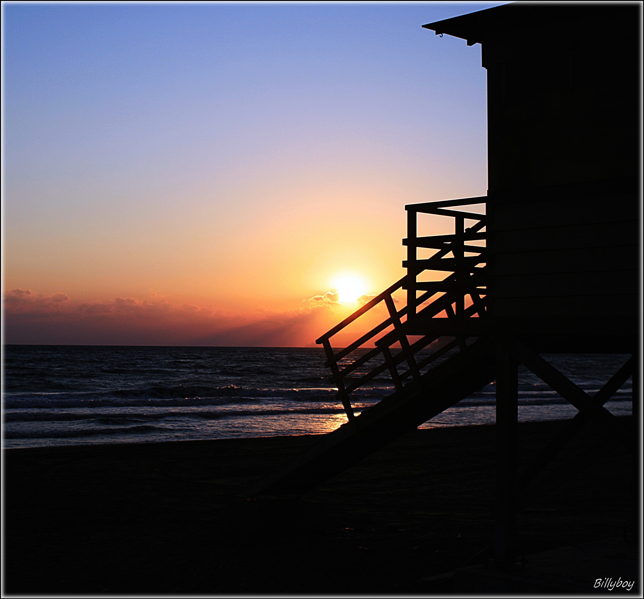 Canon EF 28-80mm f/2.8-4L sample photo. The watchtower photography