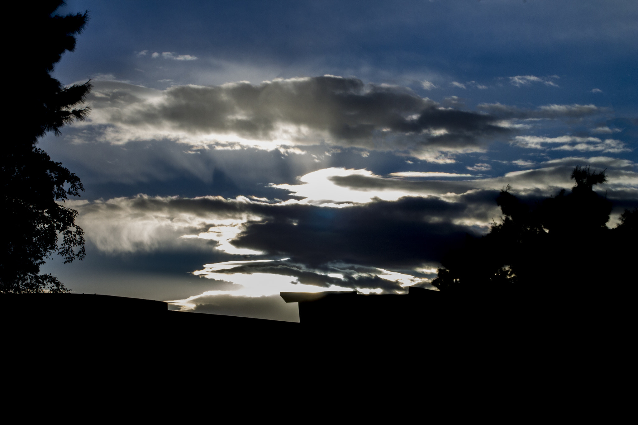 Canon EF 35-80mm f/4-5.6 sample photo. Rays of light photography