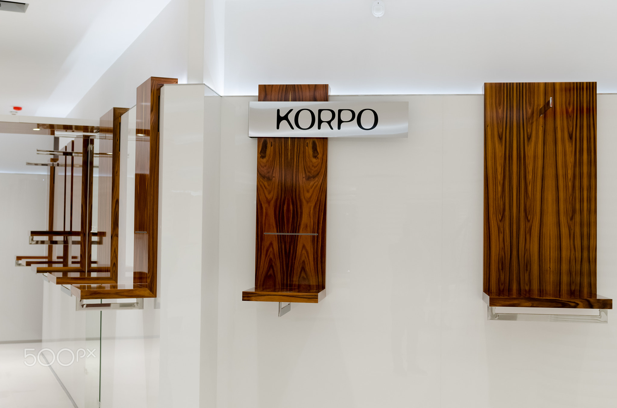 New store in large mall