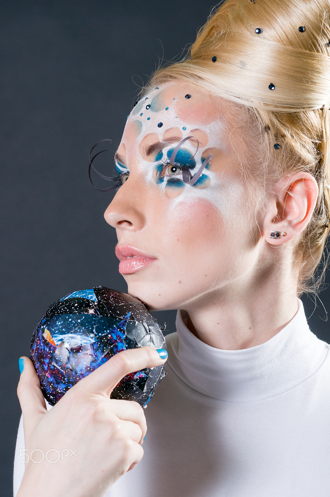 Nikon D300 + Nikon AF Micro-Nikkor 60mm F2.8D sample photo. Makeup and hair artists competition photography
