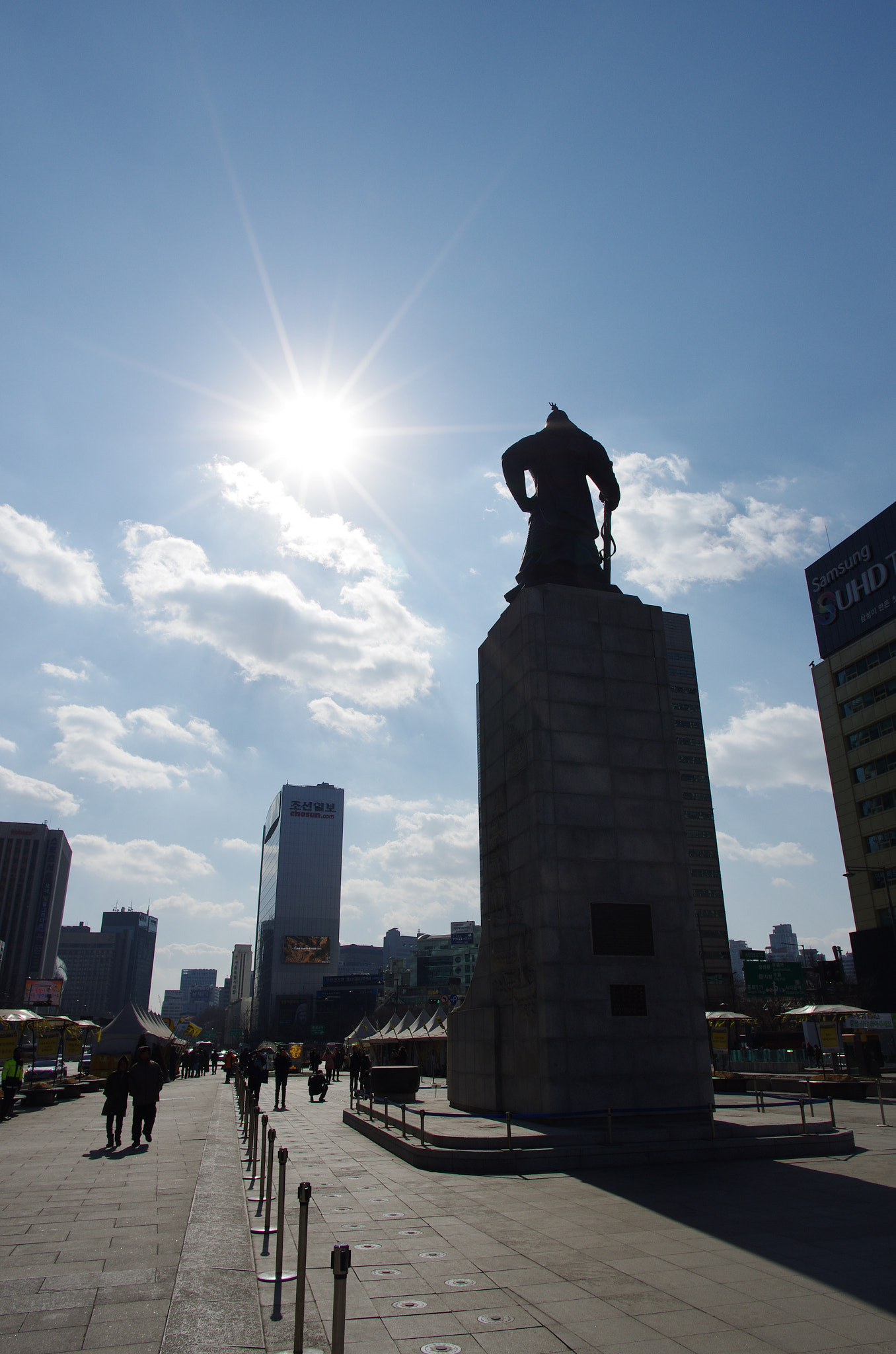 Pentax K-5 II sample photo. Admiral yi sun-sin statue, seoul photography