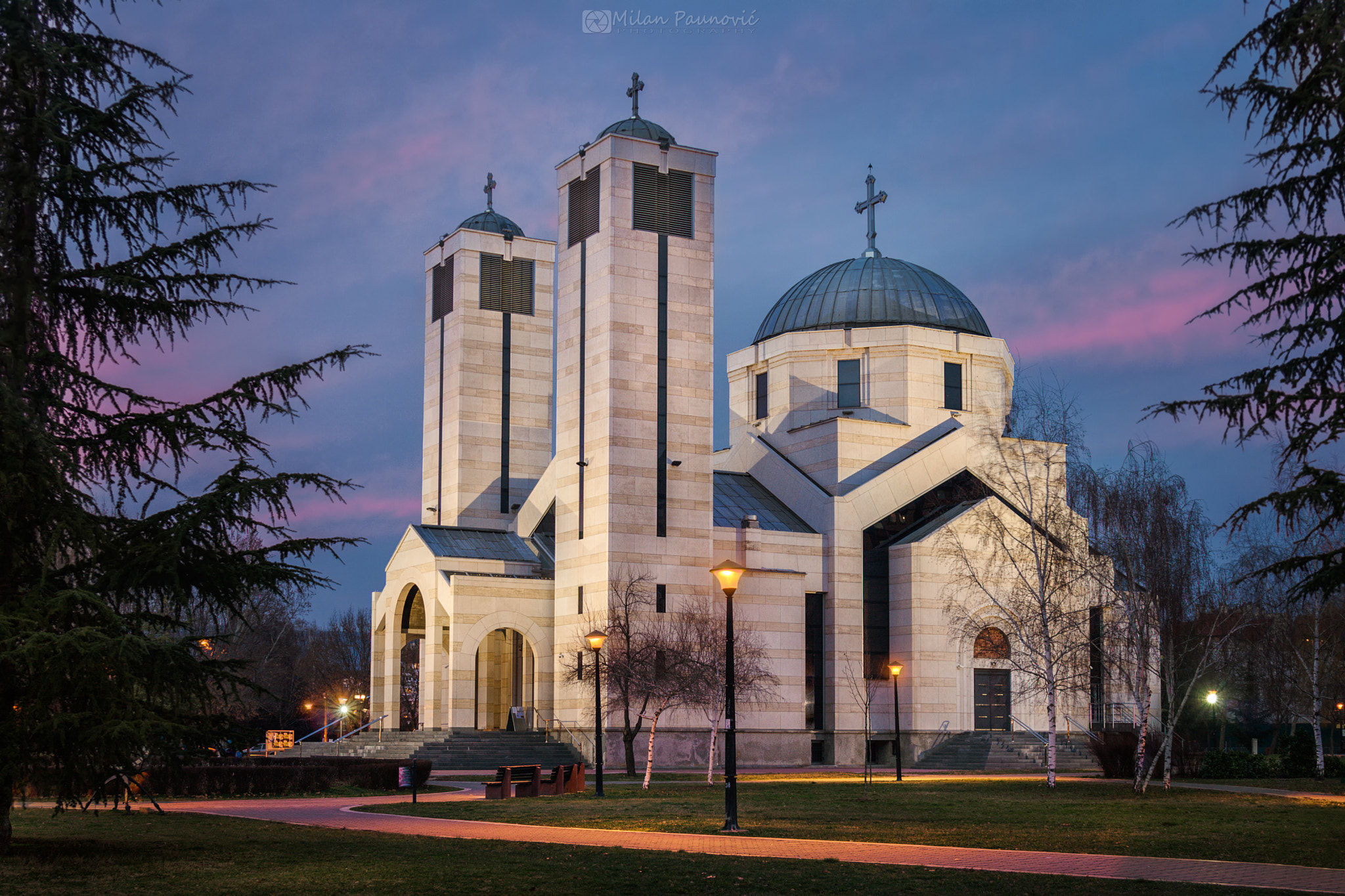 Canon EF 28-105mm f/3.5-4.5 USM sample photo. Church of st. emperor constantine and empress hell photography