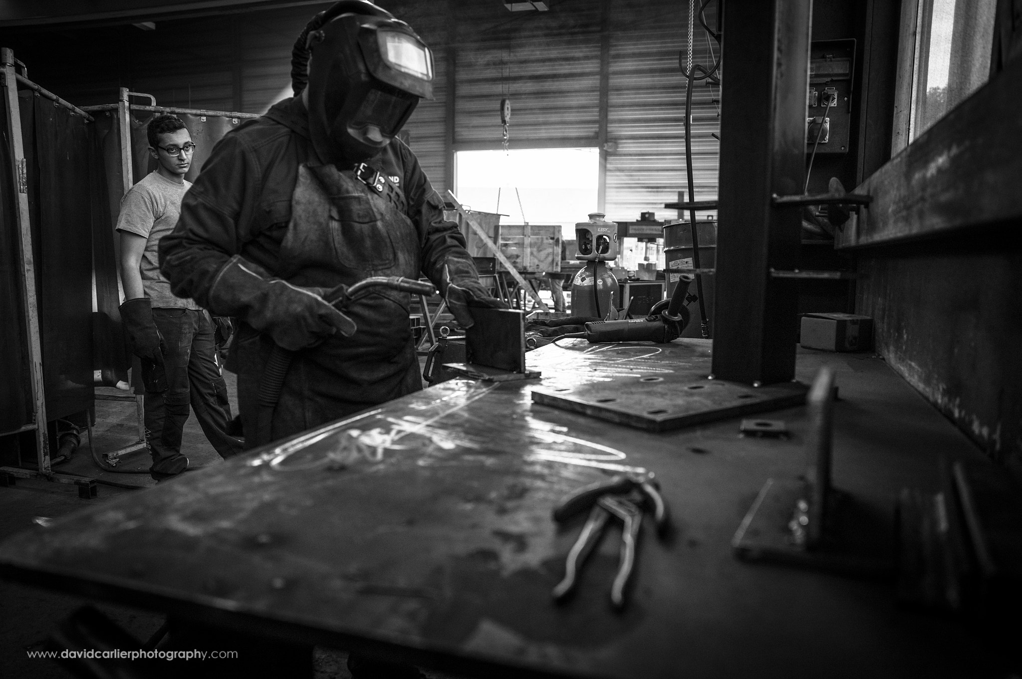 Leica S (TYP 006) + Vario-Elmar 30-90 sample photo. Workers by davidcarlierphotography.com photography