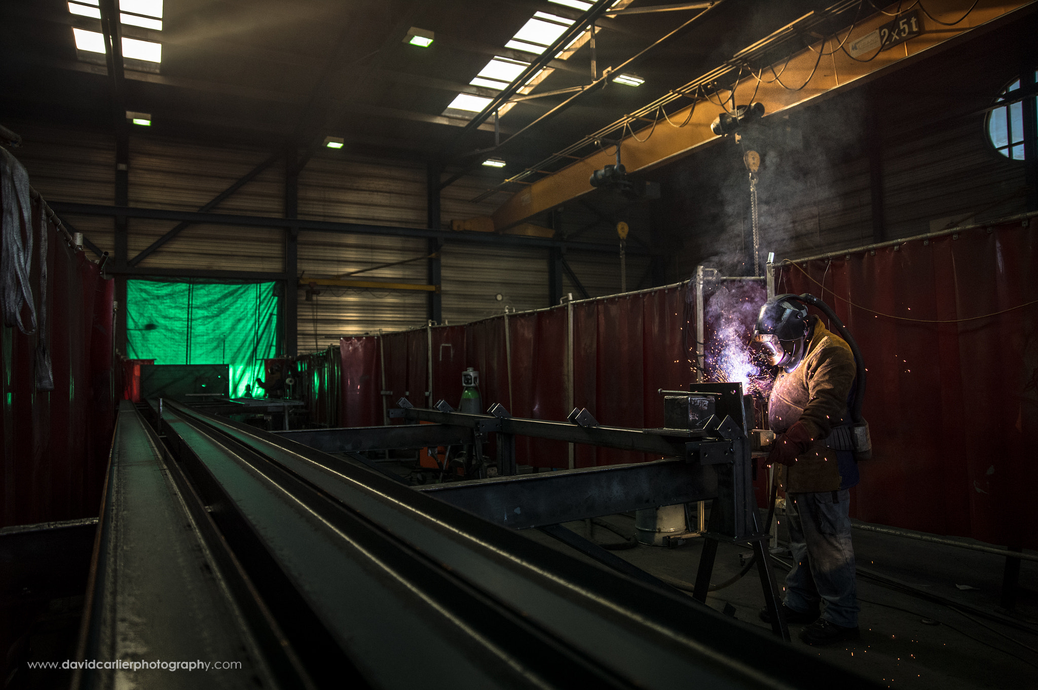 Leica S (TYP 006) + Vario-Elmar 30-90 sample photo. Workers by davidcarlierphotography.com photography