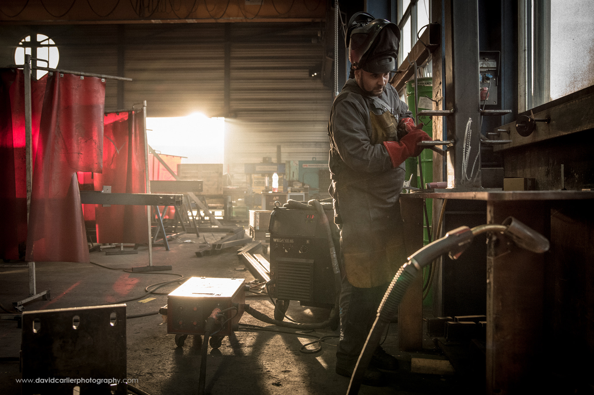 Leica S (TYP 006) + Vario-Elmar 30-90 sample photo. Workers by davidcarlierphotography.com photography