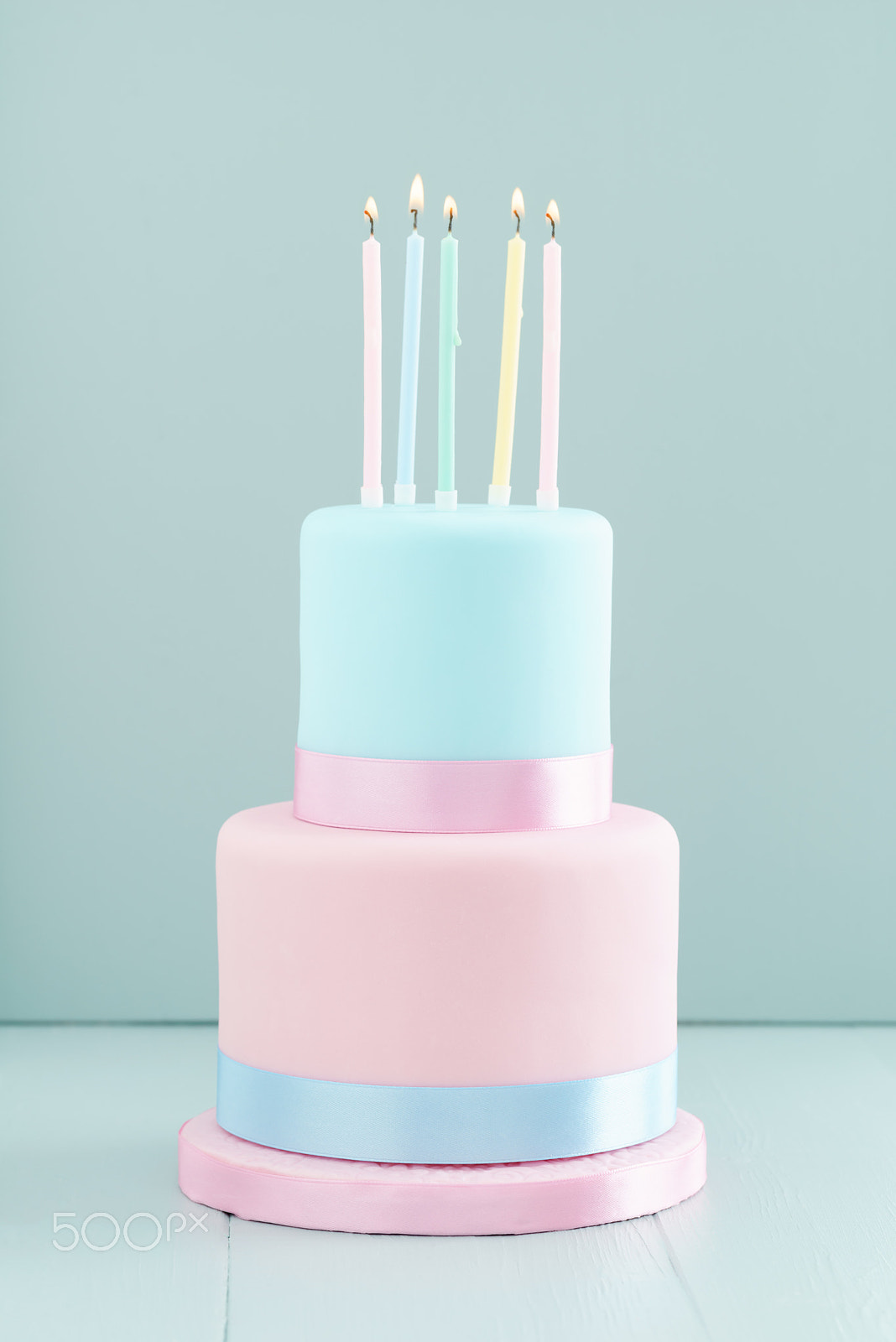 Sony a7R + Canon EF 100mm F2.8L Macro IS USM sample photo. Birthday cake with candles photography