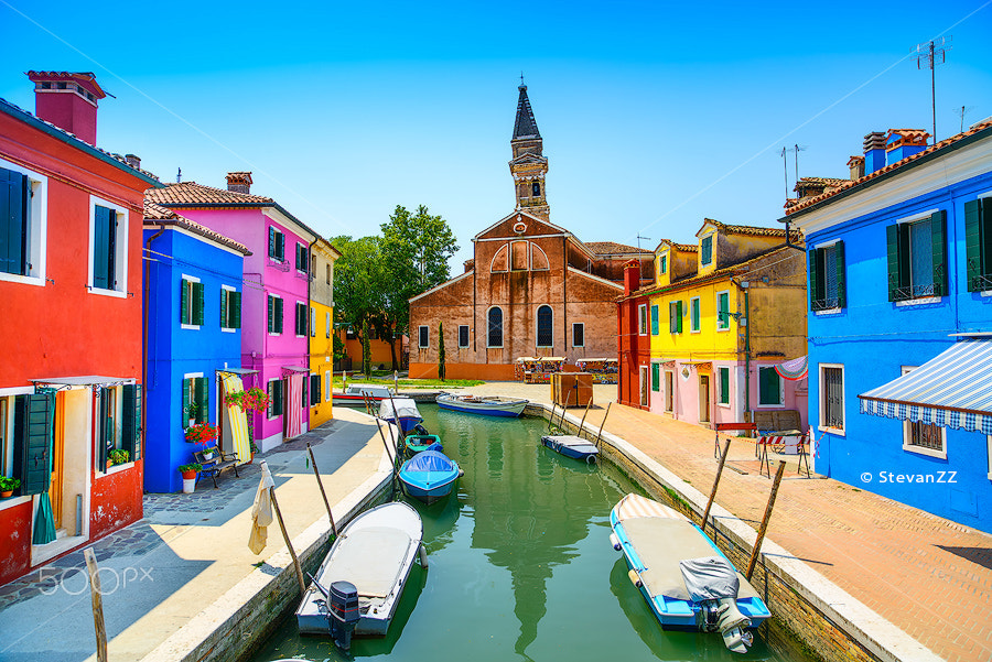 Nikon D800E + ZEISS Distagon T* 21mm F2.8 sample photo. Venice, burano island canal and church. italy photography