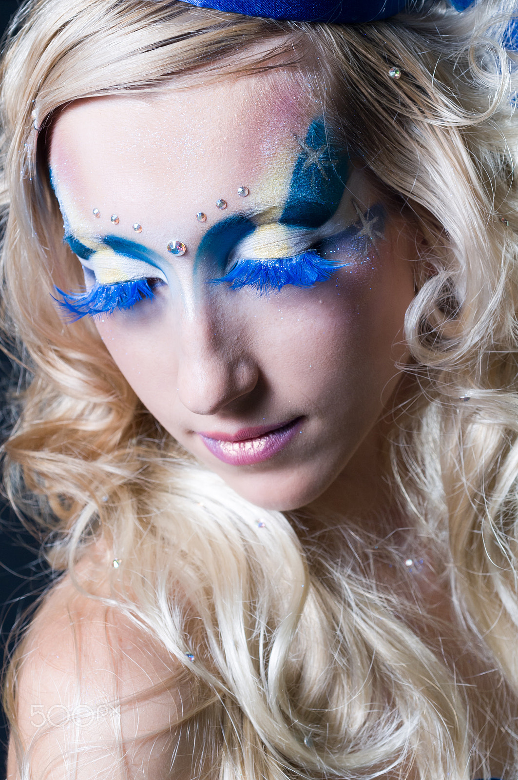 Nikon D300 + Nikon AF Micro-Nikkor 60mm F2.8D sample photo. Makeup and hair artists competition photography