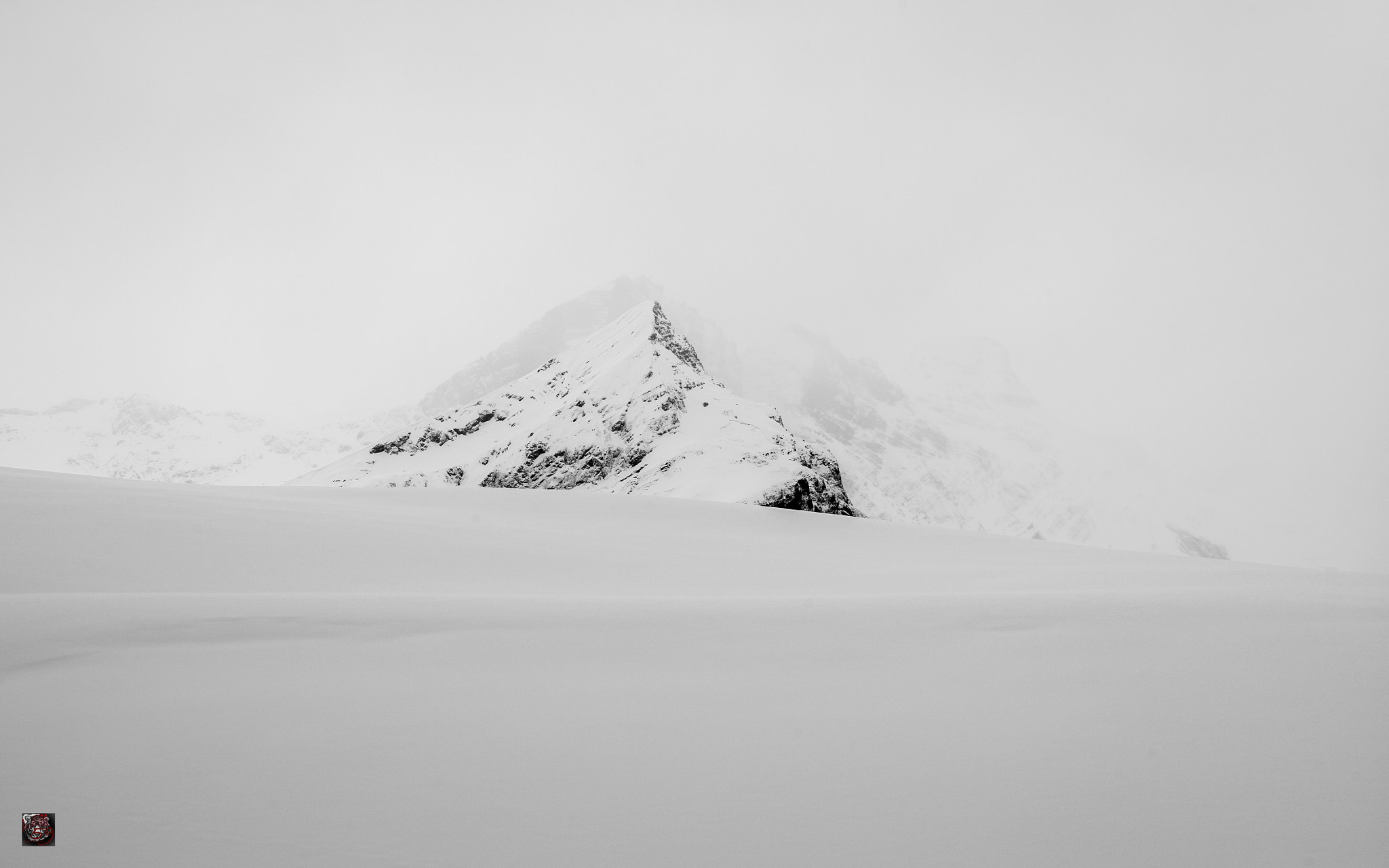 Leica M9 + Leica APO-Summicron-M 90mm F2 ASPH sample photo. Winter: the invisible mountains photography