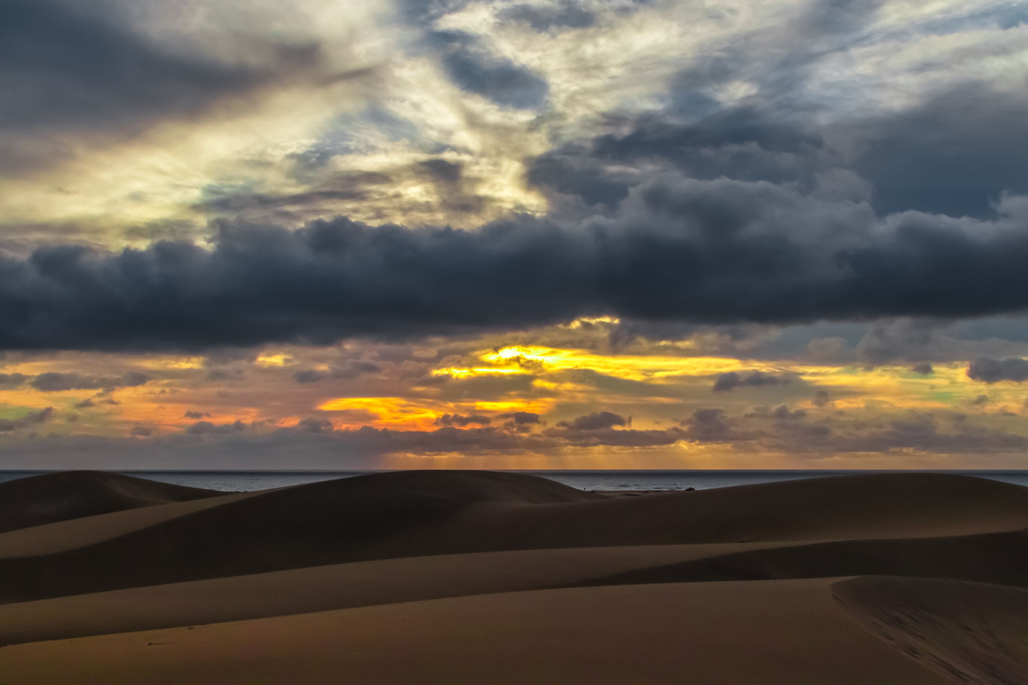 Canon EF 28-105mm f/3.5-4.5 USM sample photo. Barrier of clouds photography