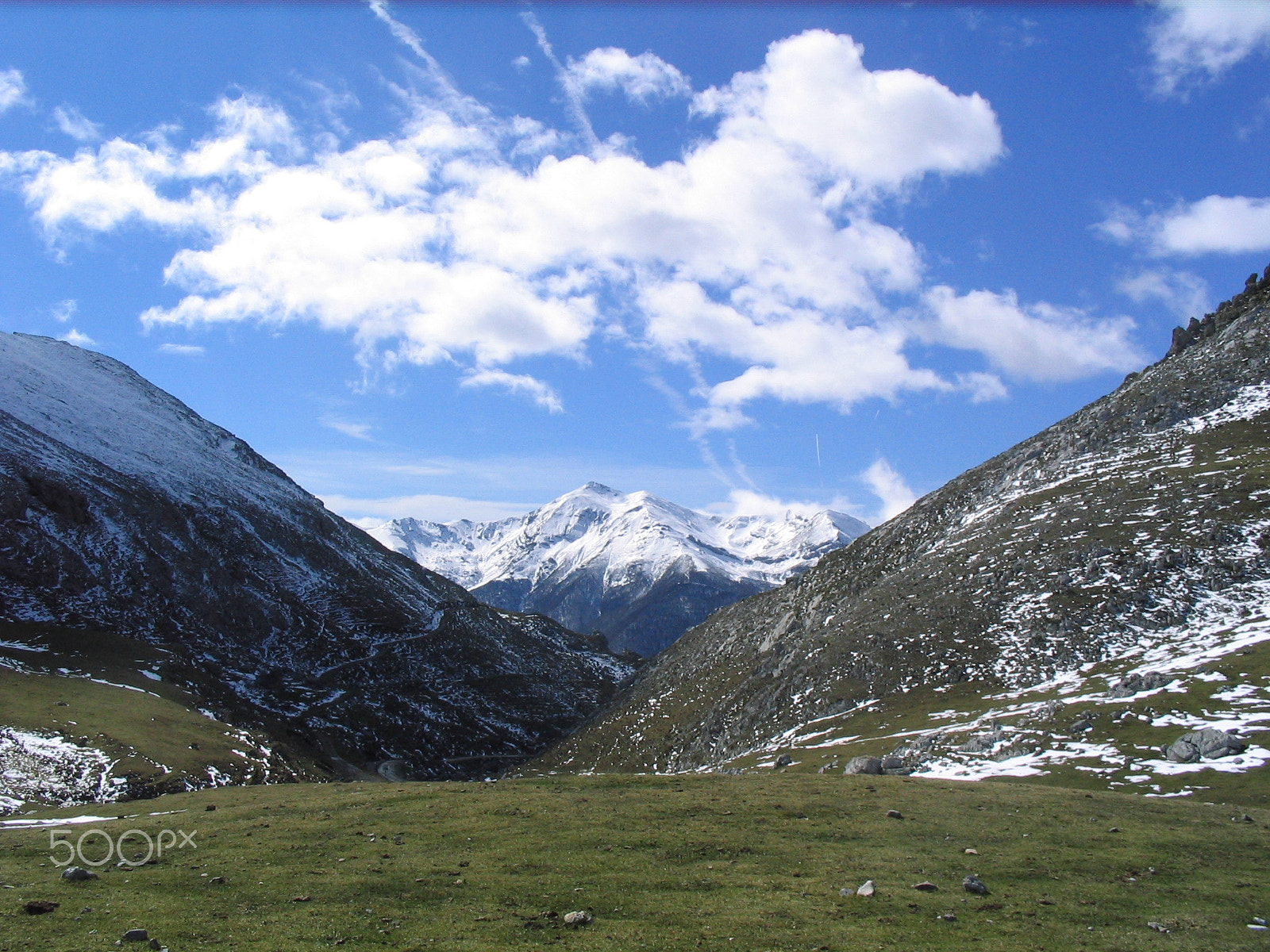 Canon POWERSHOT A70 sample photo. Snow at the mountains photography
