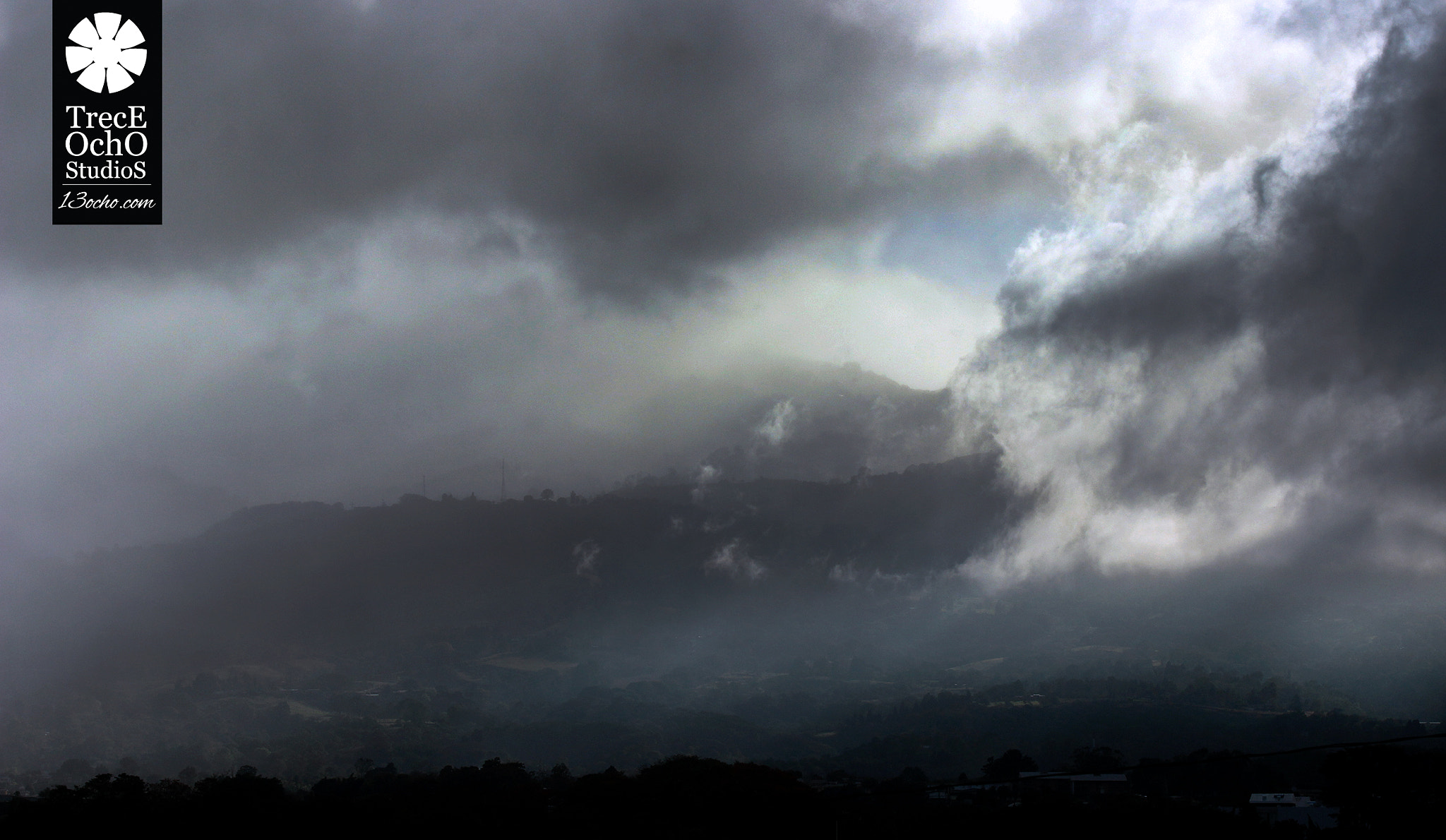 Canon EF 35-350mm F3.5-5.6L USM sample photo. Frente photography