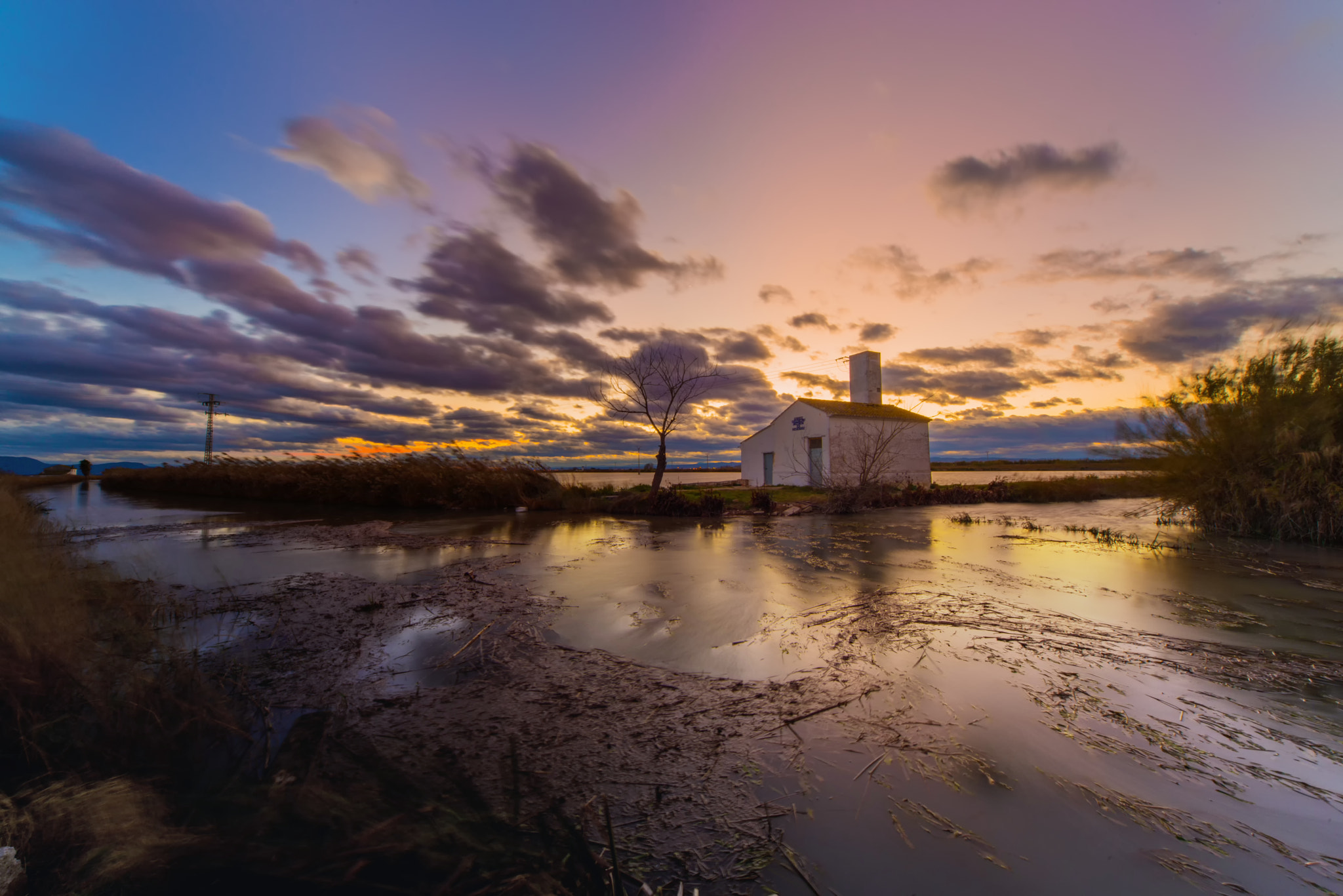 Sigma 12-24mm F4.5-5.6 EX DG Aspherical HSM sample photo. El tancat photography