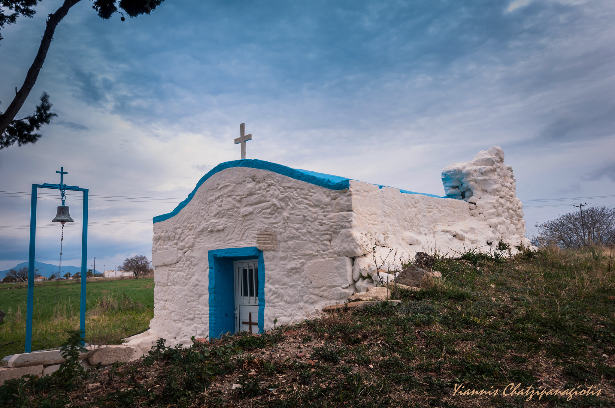 Nikon AF-S Nikkor 16-35mm F4G ED VR sample photo. A modest chapel photography