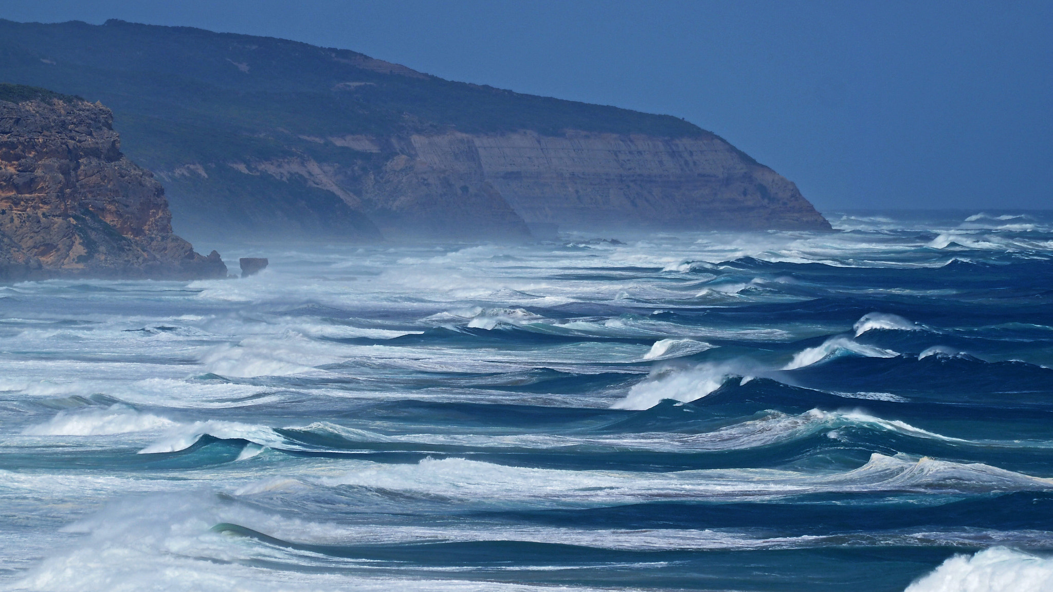 Olympus Zuiko Digital ED 70-300mm F4.0-5.6 sample photo. The waves photography