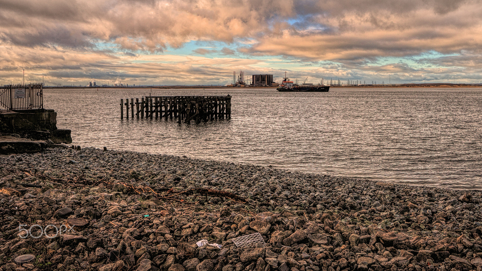Canon TS-E 24.0mm f/3.5 L II sample photo. South gare sunset photography