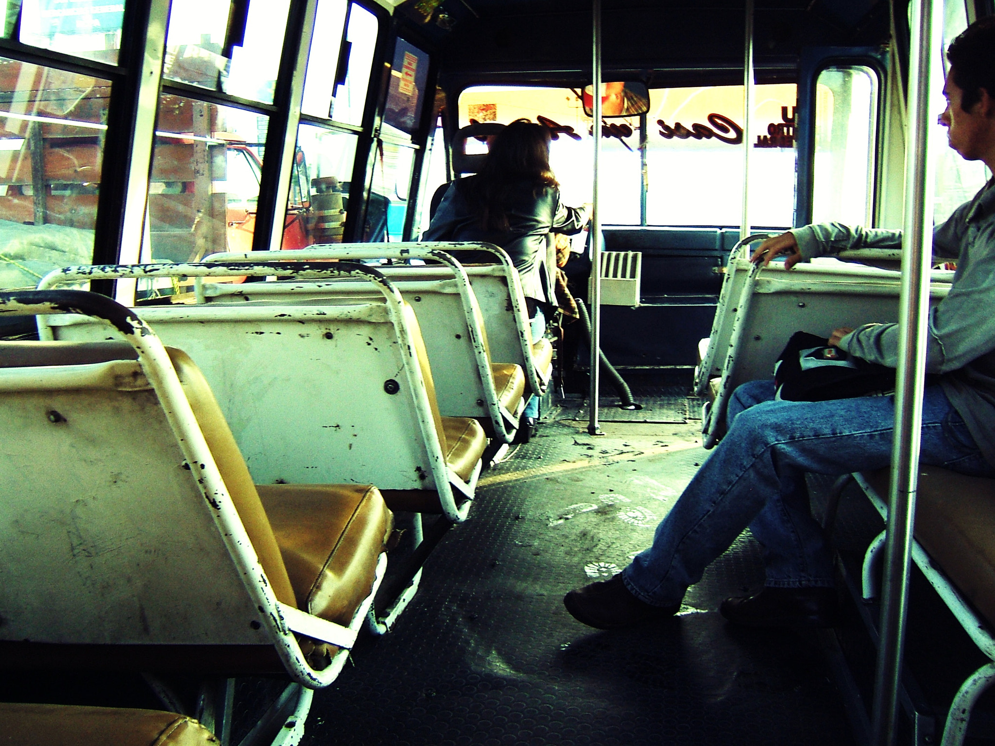 Fujifilm FinePix E550 sample photo. Morelia bus photography