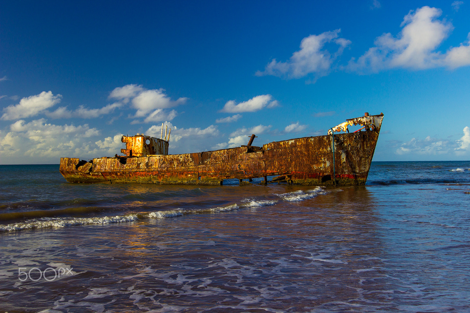 Canon EF 16-35mm F2.8L II USM sample photo. Shipwreck photography