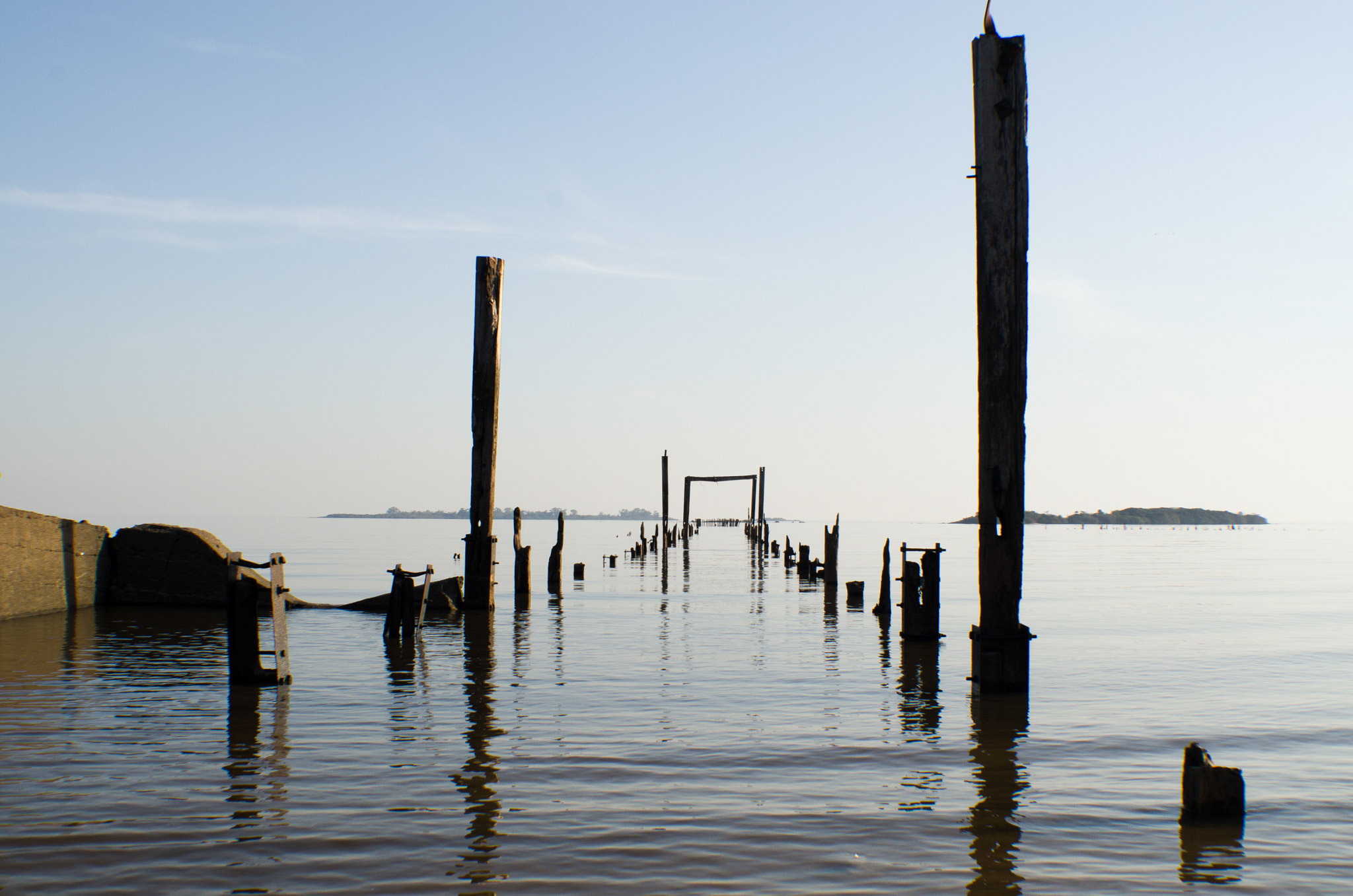 AF Zoom-Nikkor 35-80mm f/4-5.6D sample photo. Muelle? photography