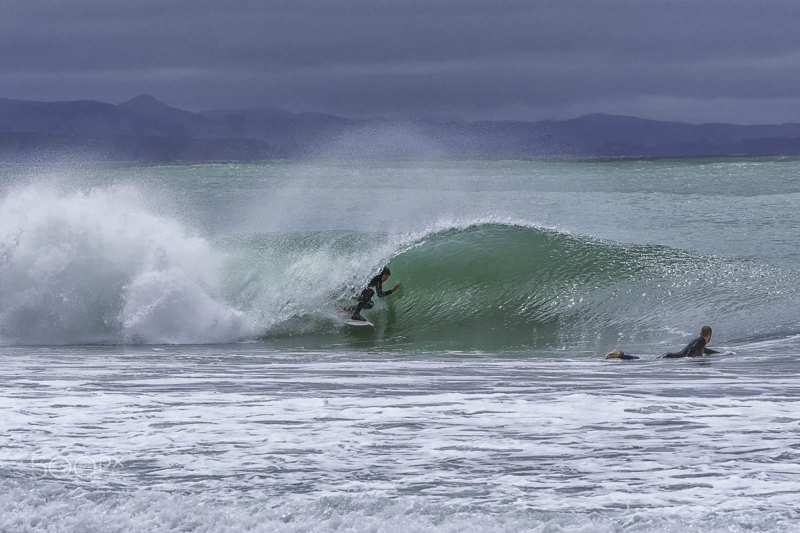 AF-S Zoom-Nikkor 80-200mm f/2.8D IF-ED sample photo. Just surf photography