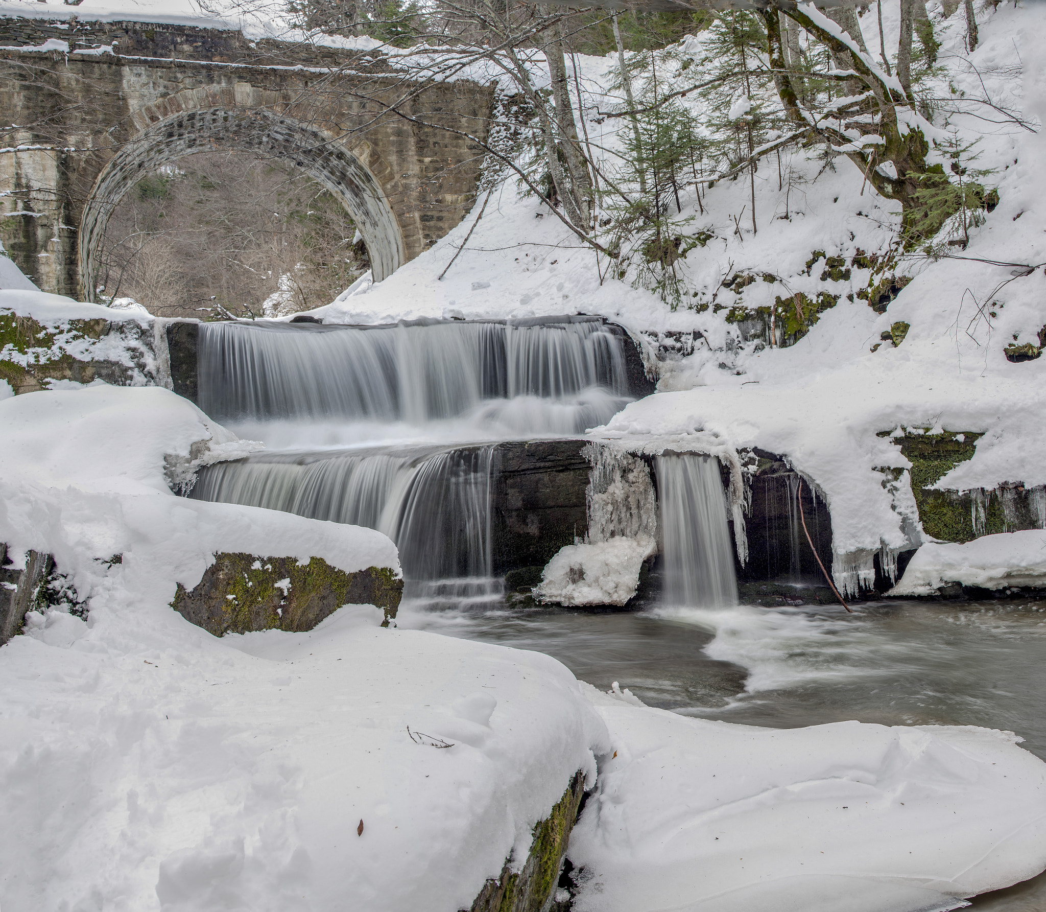 Canon EOS-1D Mark II sample photo. Lilkovo - sitovo waterfall photography