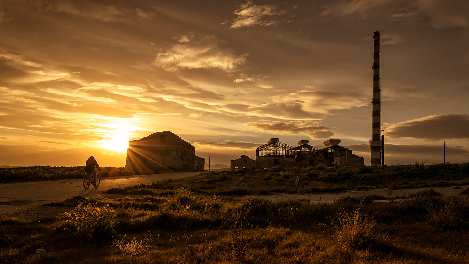 Samsung NX 12-24mm F4-5.6 ED sample photo. Factory iii photography