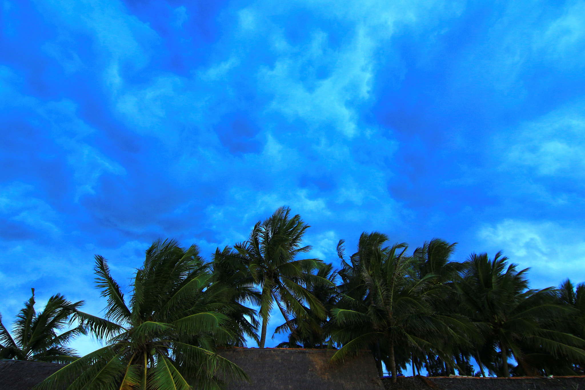 Canon EOS M2 sample photo. Storm photography