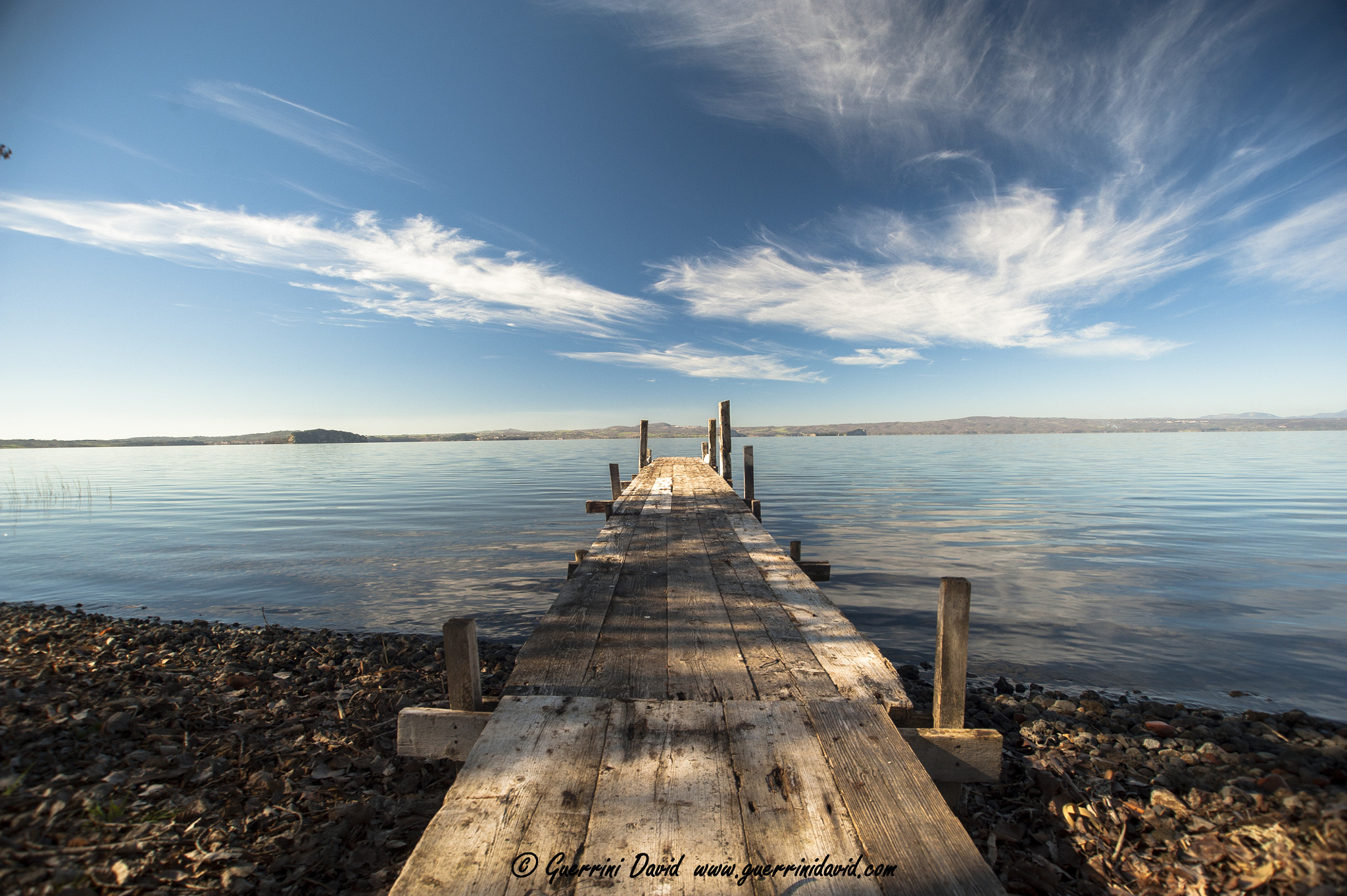 Sigma 17-35mm F2.8-4 EX Aspherical sample photo. Lago di bolsena photography