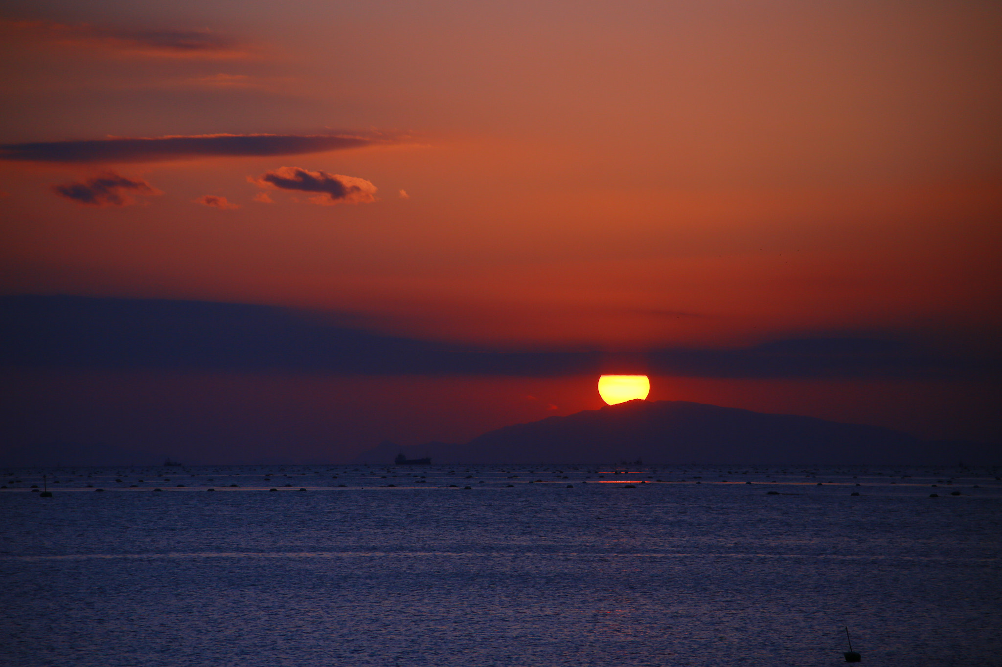Canon EF 55-200mm F4.5-5.6 II USM sample photo. Eigashima beach…@akashi photography