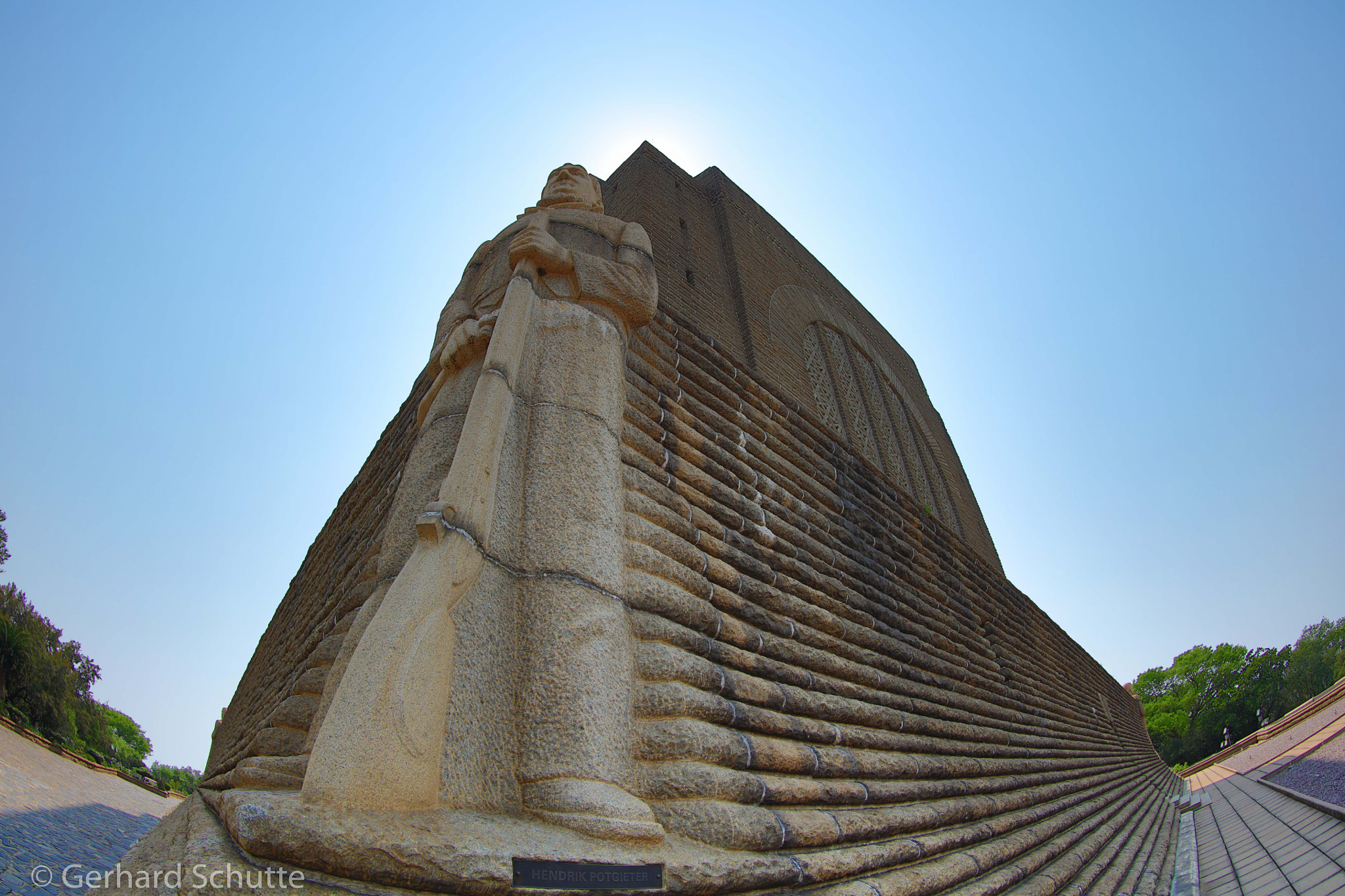 Canon EOS 5DS R + Canon EF 8-15mm F4L Fisheye USM sample photo. Voortrekker monument 1 photography