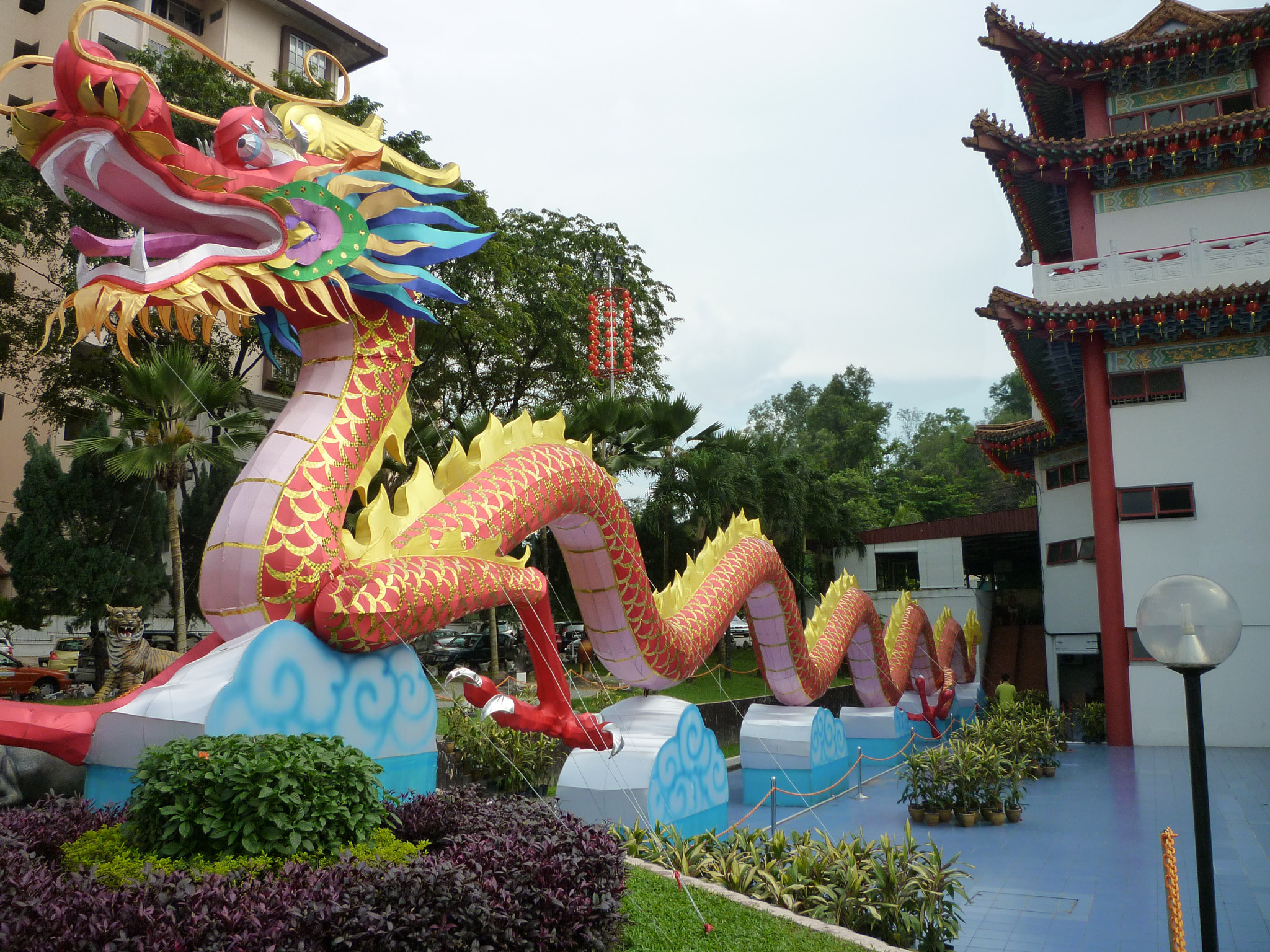 Panasonic DMC-FS15 sample photo. Chinese temple malaysia photography